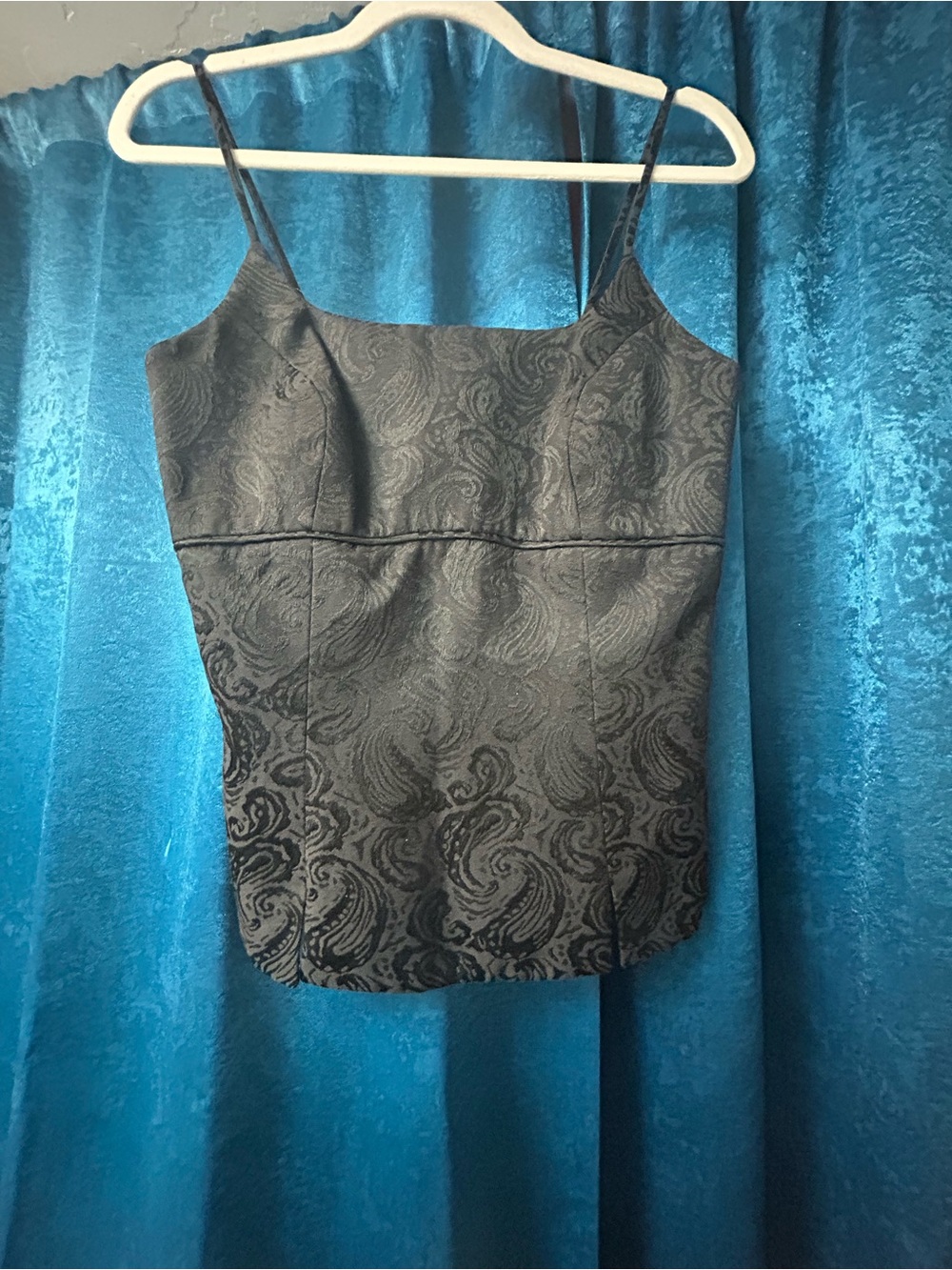 Source Unknown Black Paisley Jacquard Spaghetti Strap Cami